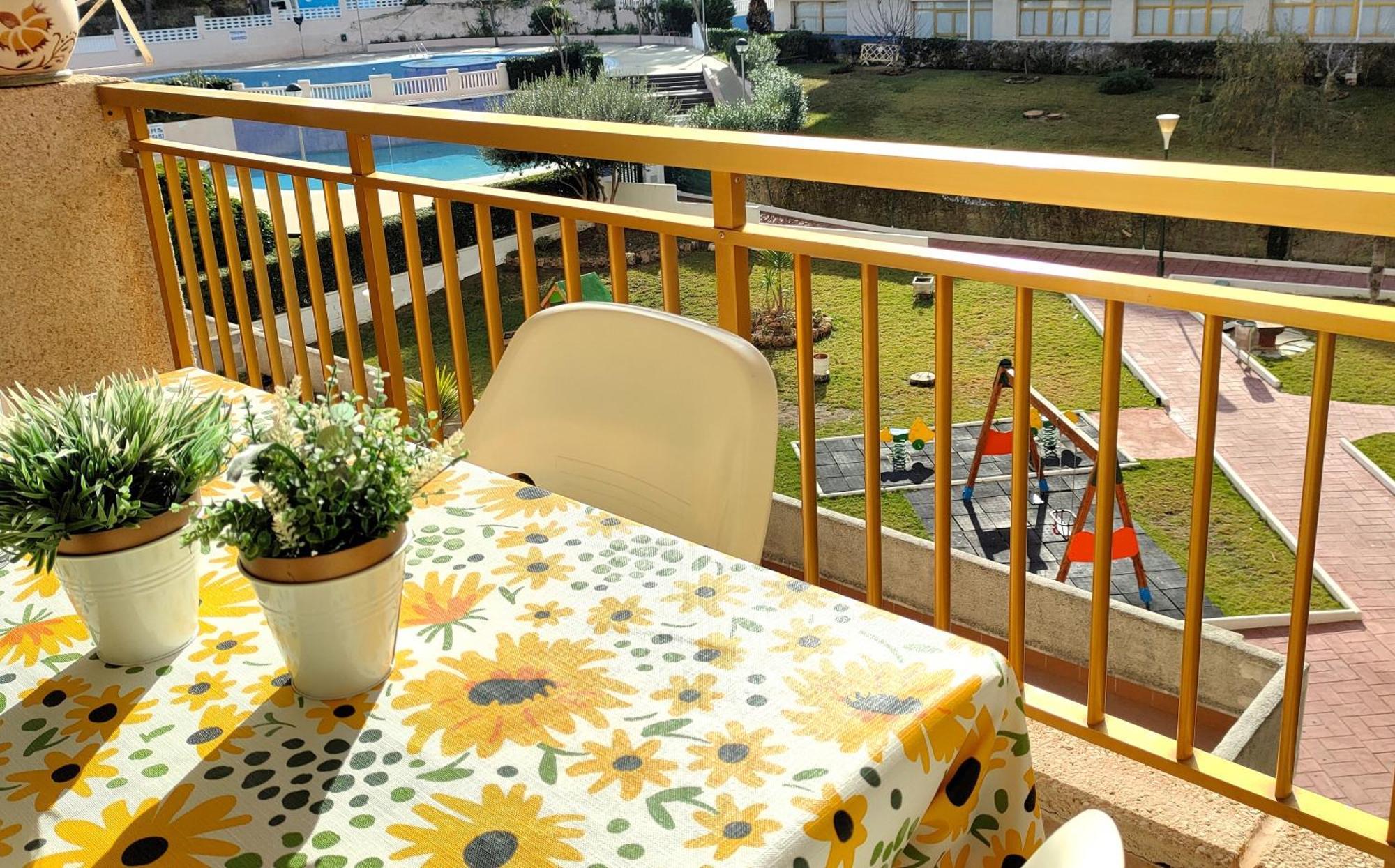 Luminoso Apartamento En Salou Con Terraza Y Parque Infantil Ideal Familias المظهر الخارجي الصورة